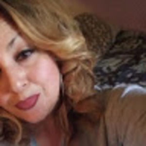 Meet your Posher, Desiree